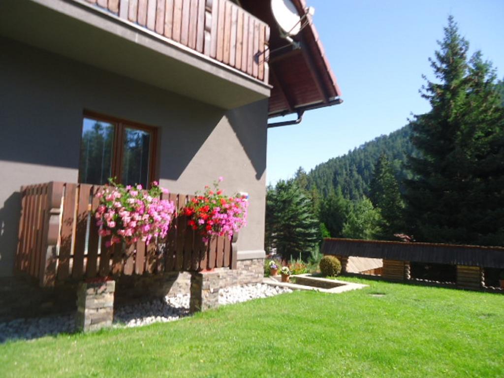 Apartmany Lipka Pavcina Lehota  Exterior photo