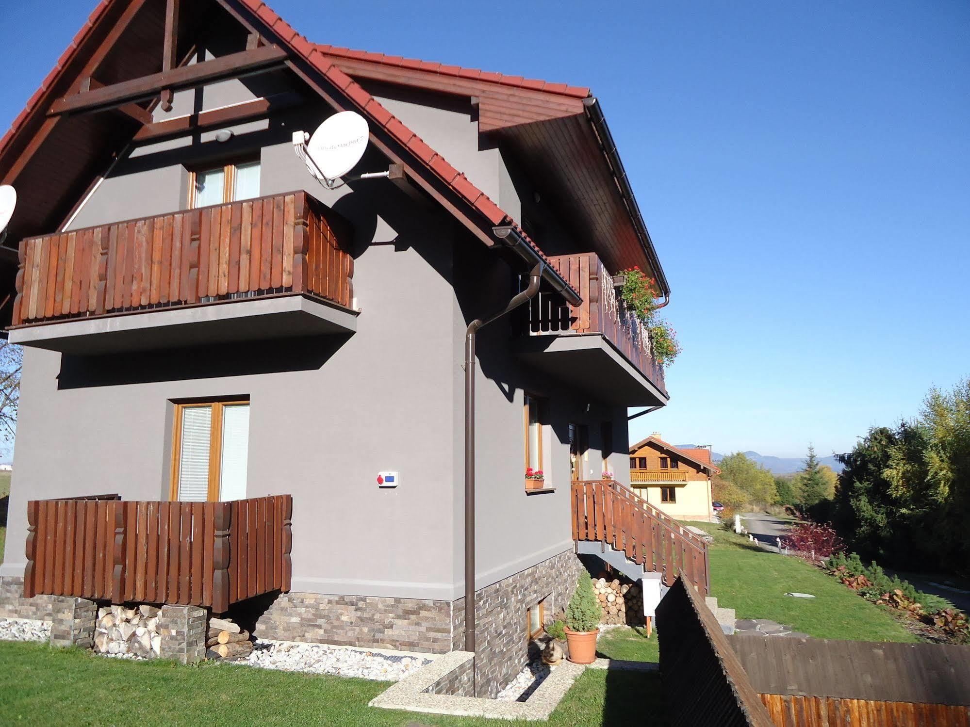 Apartmany Lipka Pavcina Lehota  Exterior photo