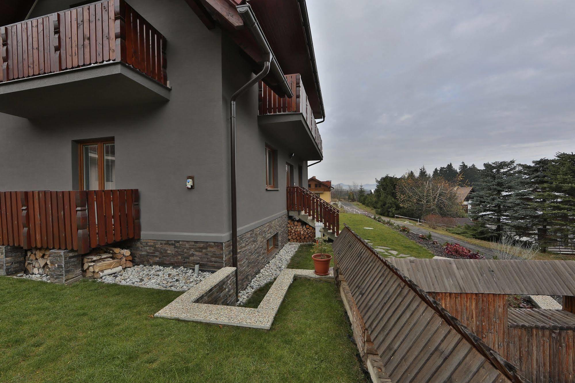 Apartmany Lipka Pavcina Lehota  Exterior photo