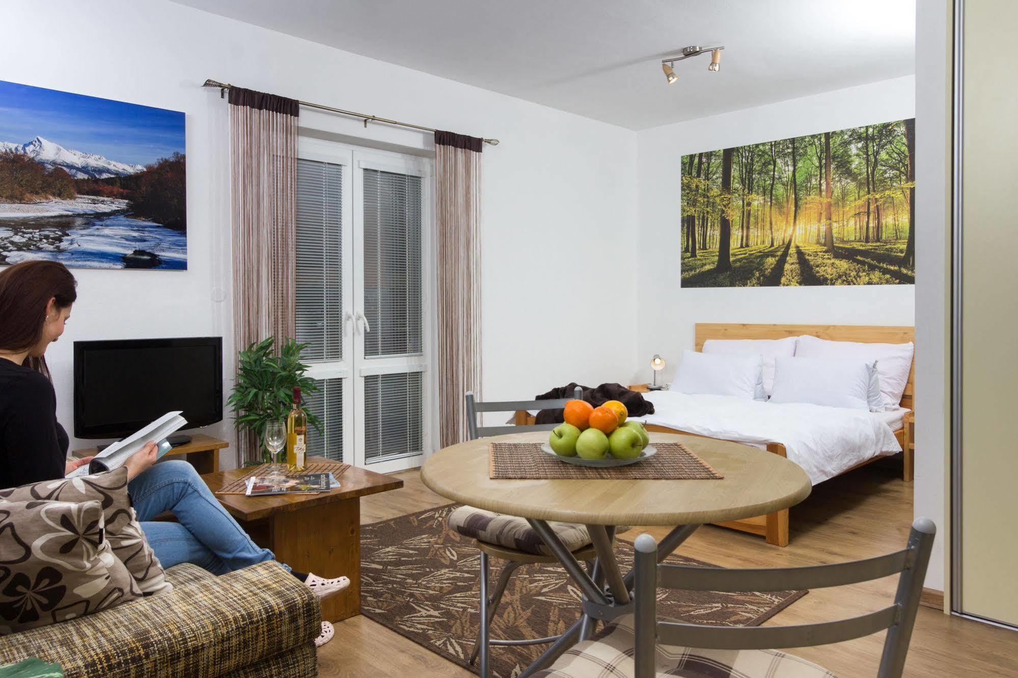 Apartmany Lipka Pavcina Lehota  Exterior photo